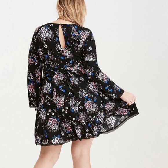 Floral Torrid Dress with Bell Sleeves - 14 - Picture 2 of 6